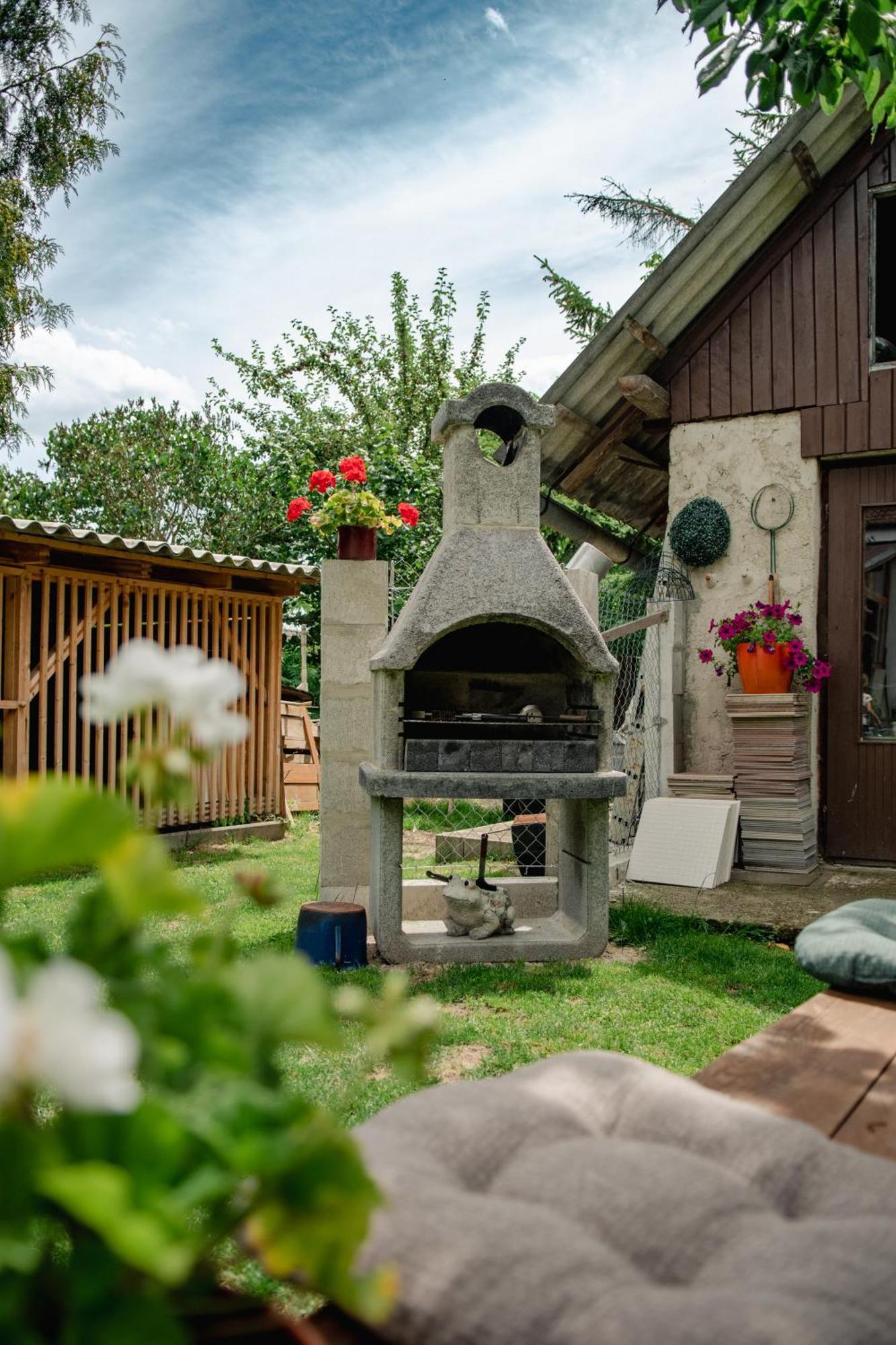 Podkrovni Apartman S Vyhledem Na Namesti Lomnice nad Lužnicí Exterior foto